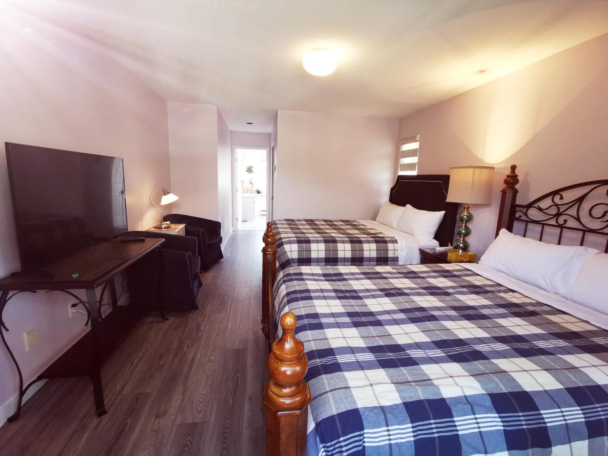 Homestay Bed Yvr Richmond